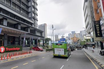 Jalan Hang Kasturi / Jalan Rodger