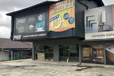 Jalan Universiti (Jalan Prof Diraja Ungku Aziz)