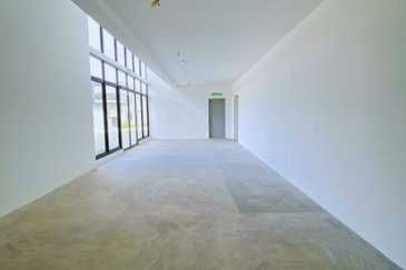 Elmina Business Park