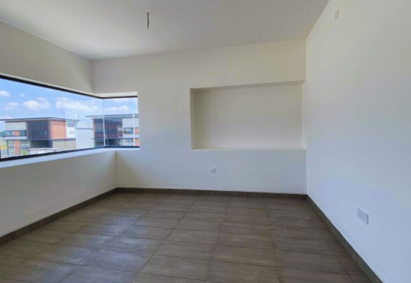 Elmina Business Park