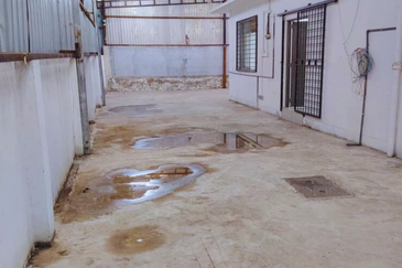 Jalan Universiti (Jalan Prof Diraja Ungku Aziz)