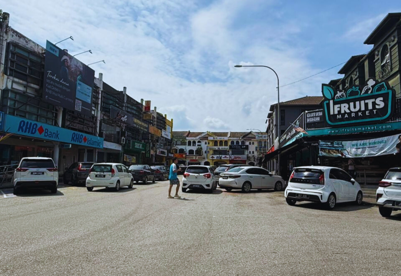 Taipan Business Centre, USJ 10