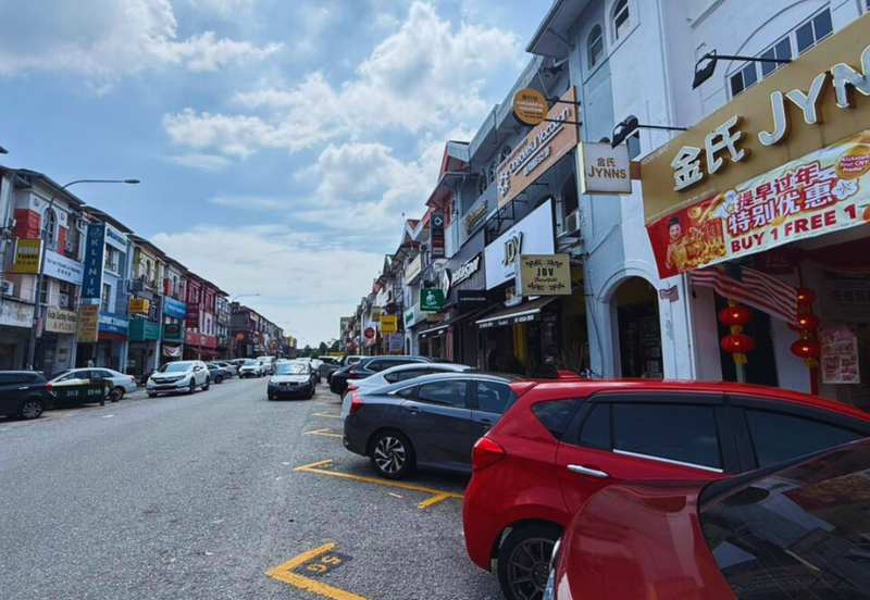 Taipan Business Centre, USJ 10