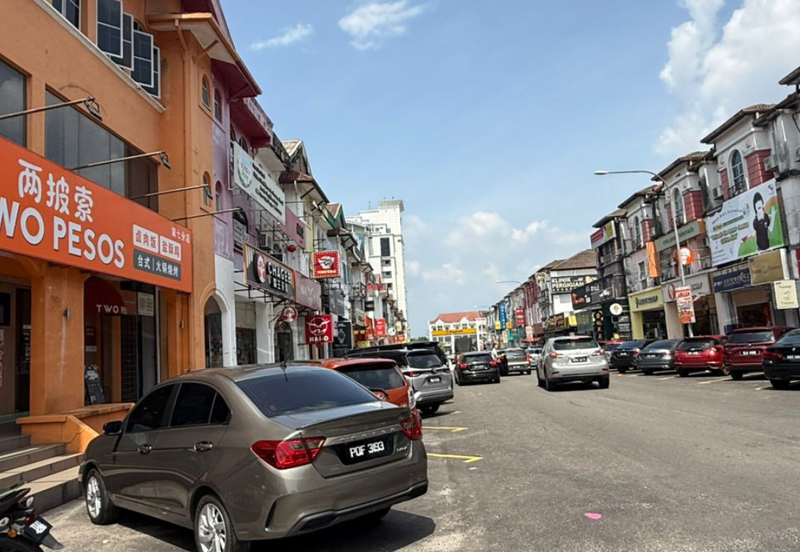 Taipan Business Centre, USJ 10