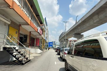 Freehold, Jalan Ipoh 4 1/2 Shop for sale, 4storey + 1 basement car park, Jalan Ipoh, Jalan Kuching, Kepong, KL
