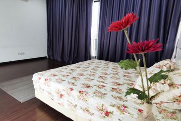 Elmina Garden, End lot with Huge Land! Big sizes with extra space! Walking 300m to Surau Elmina Gardens Shah Alam, Elmina, Denai Alam, Subang