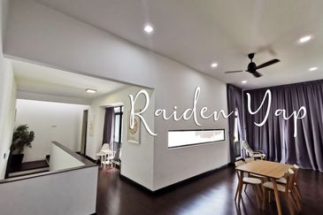 Elmina Garden, End lot with Huge Land! Big sizes with extra space! Walking 300m to Surau Elmina Gardens Shah Alam, Elmina, Denai Alam, Subang