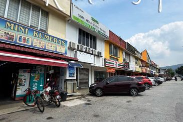 2 Storey Shop Facing Sungai Tua Industrial Park, Keep for future return, Facing 66 New industrial park