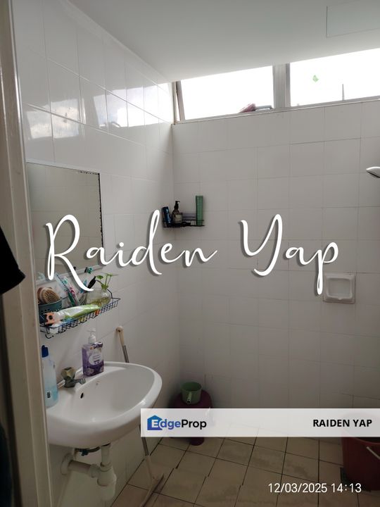 Plaza Rah, 1km to HKL, Easy Access to Jalan Tun Razak, Nearby Monorail. Good For investment, Kuala Lumpur, KL City