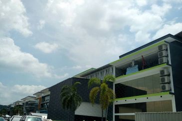  Puchong Semi-D Factory For Rent (3 storey) @Lake 6 Entrepreneurs Park