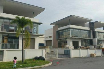  Puchong Semi-D Factory For Rent (3 storey) @Lake 6 Entrepreneurs Park