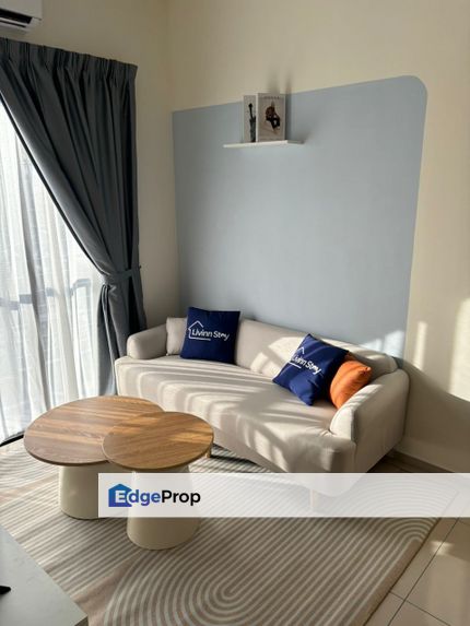 Rent One Equine Condo in Seri Kembangan, Modern, Near MRT & AEON Mall, Selangor, Seri Kembangan