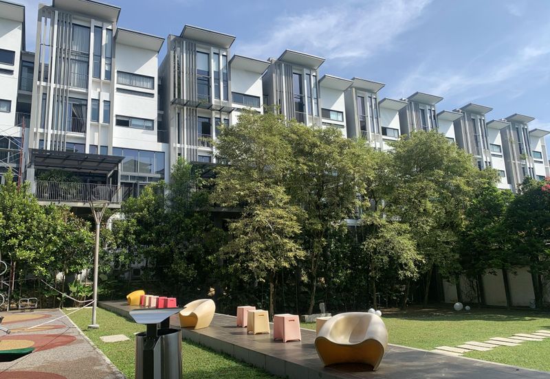 The Mansions @ Parkcity Heights