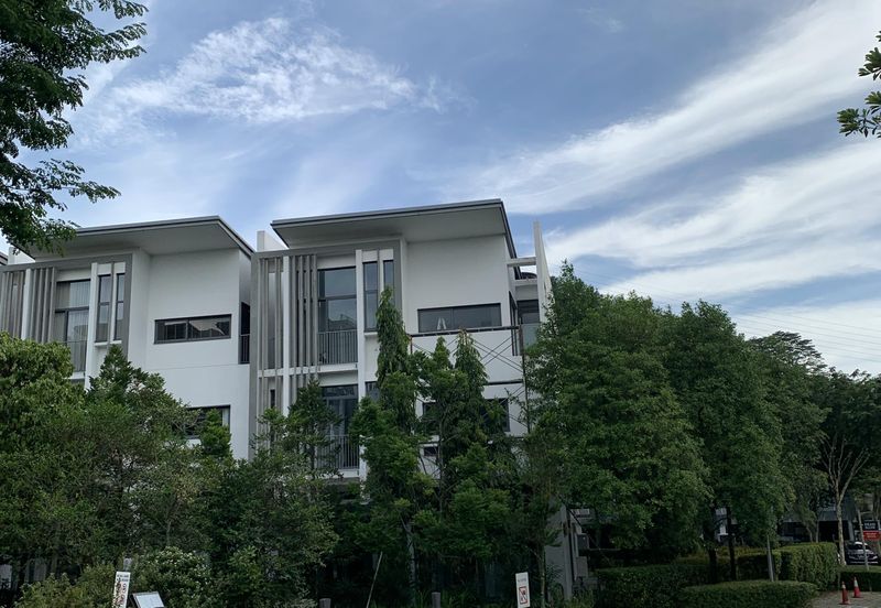 The Mansions @ Parkcity Heights