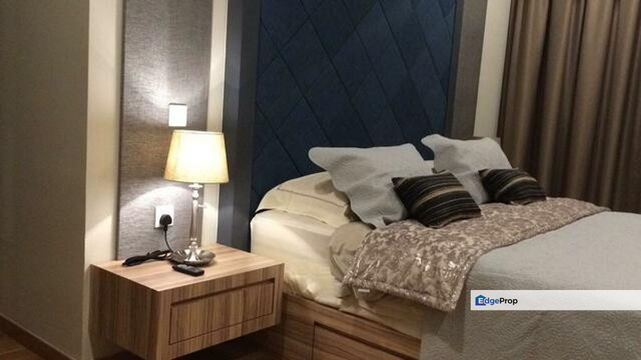 Kl- Damansara Heights - Luxurious Residence with Big Balcony - Next to Pavilion. Damansara MRT & Mall , Kuala Lumpur, Damansara Heights