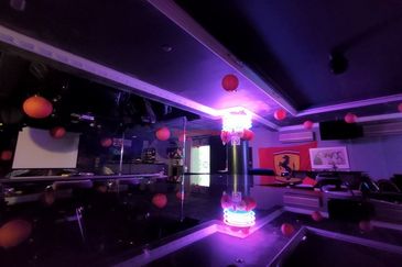 Jalan Setiabakti 3 - Four Storey Bungalow House