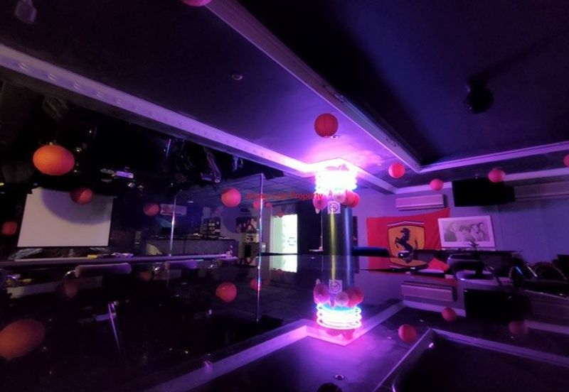 Jalan Setiabakti 3 - Four Storey Bungalow House