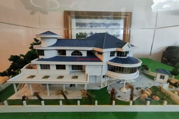 Jalan Setiabakti 3 - Four Storey Bungalow House