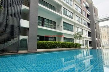 Kampung Sungai Kayu Ara