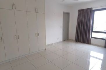 Kampung Sungai Kayu Ara