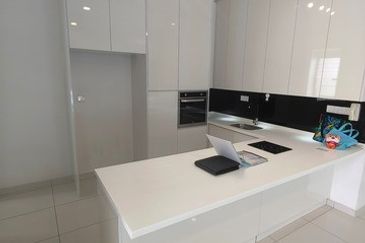 Kampung Sungai Kayu Ara