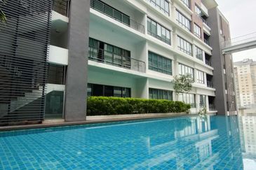 Kampung Sungai Kayu Ara