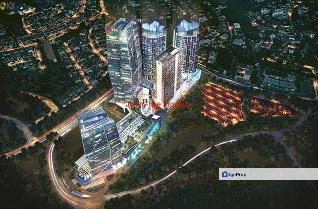 Kl- Damansara heights - Next to Pavilion damansara MRT & Mall - With Big Balcony and Bath Tub - 5 min to Sentral, Kuala Lumpur, Damansara Heights