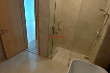 DC Residensi  Damansara Heights KL