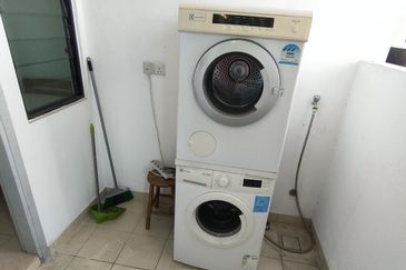 Kampung Sungai Kayu Ara