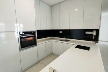 Kampung Sungai Kayu Ara