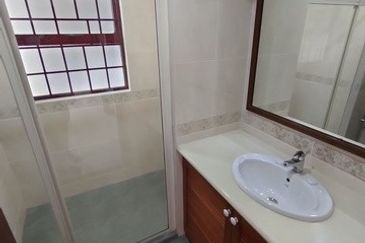 Sri Penaga Bangsar - Walking distance to MRT