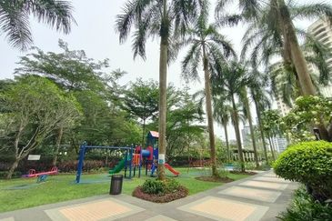 Sri Penaga Bangsar - Walking distance to MRT