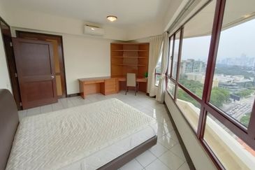 Sri Penaga Bangsar - Walking distance to MRT