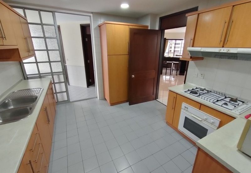 Sri Penaga Bangsar - Walking distance to MRT