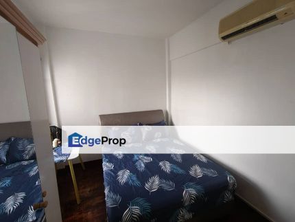 Selangor PJ SS2 - Freehold - Just 5 min to the Famous SS2 Durian HotSpot - Next to NSK Grocer and 3 Damansara Mall - 20 min Walk to TTDI MRT, Selangor, Petaling Jaya