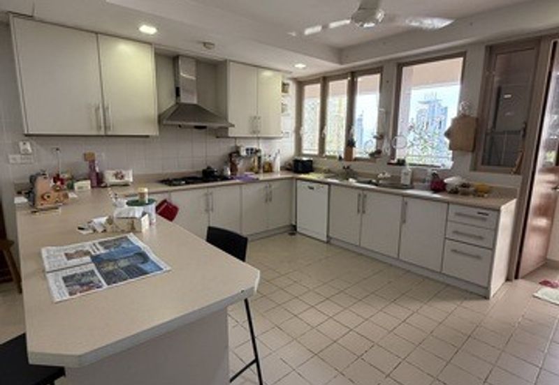 Hampshire Park Condominium