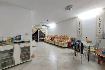 Perdana Exclusive Condominium