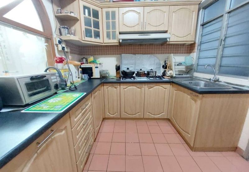 Perdana Exclusive Condominium