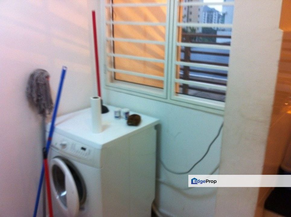 Zenith Residences, , 