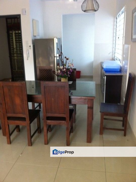 Zenith Residences, , 