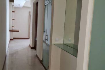 10 Semantan Suites (Sematan Avenue)