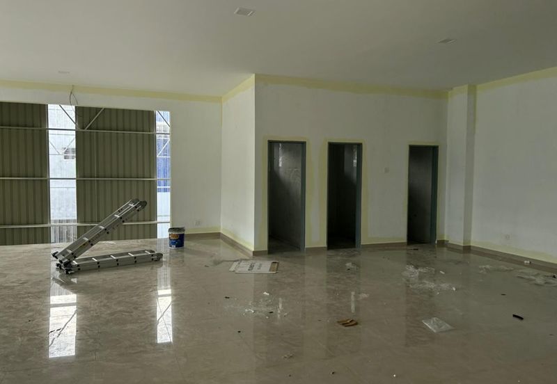 Near Mahkota Cheras, Sg Long, Tun Hussein Onn