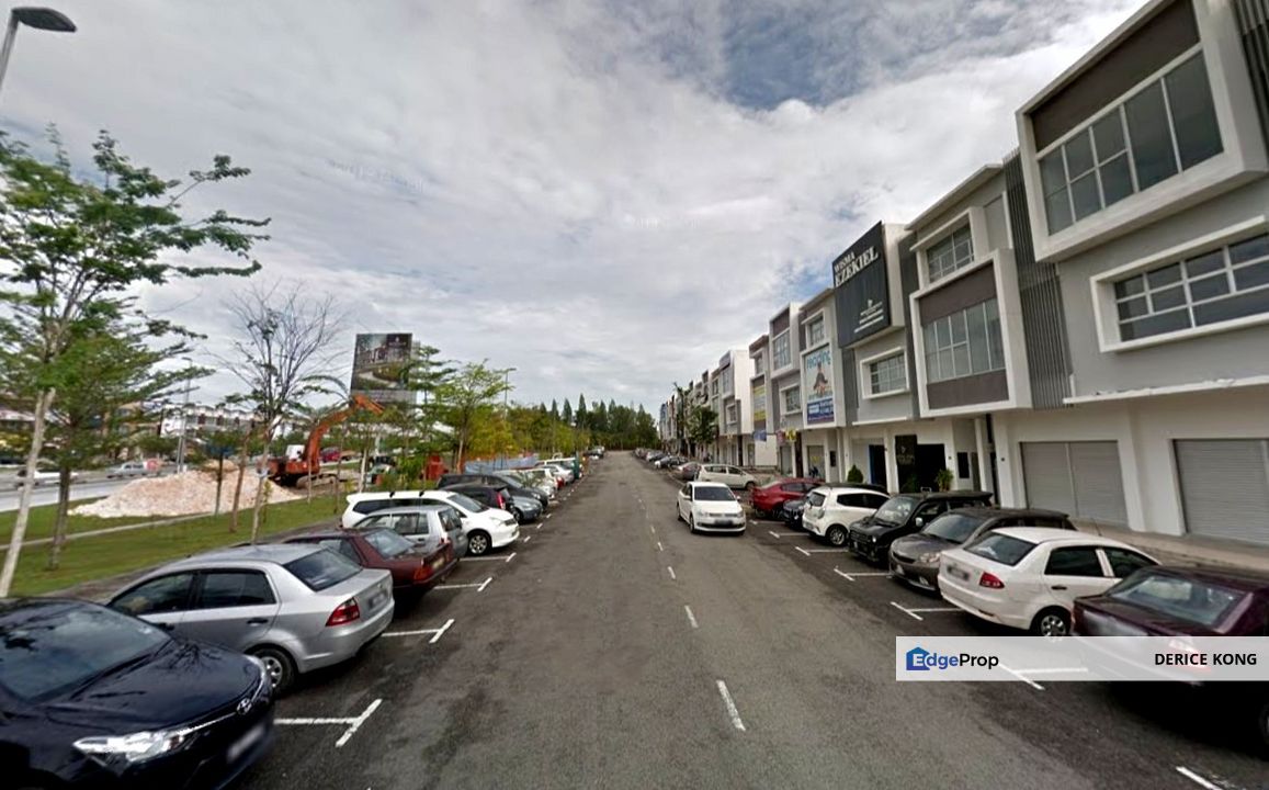 Face Main Road ❤️ 3 Storey ❤️ TTDI Grove, Selangor, Kajang