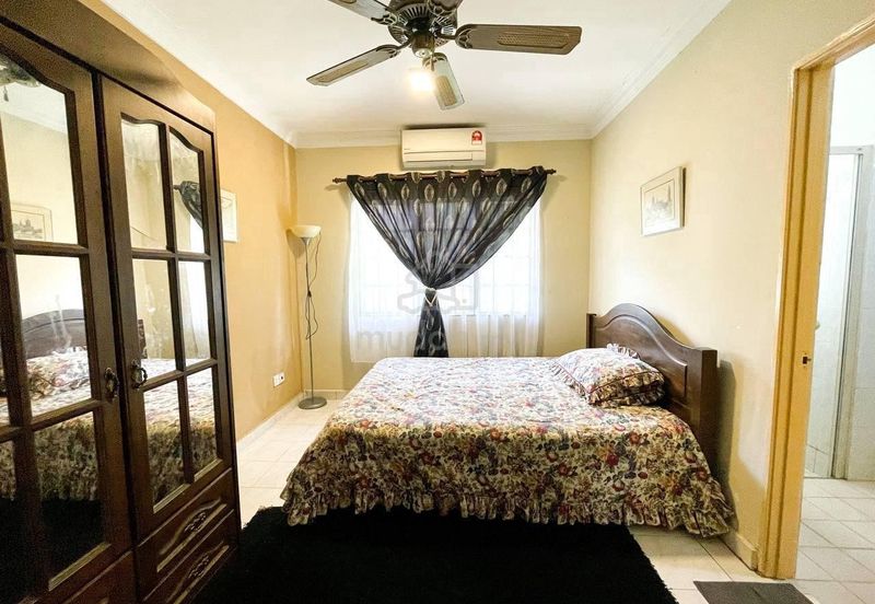 Bandar Tun Hussein Onn