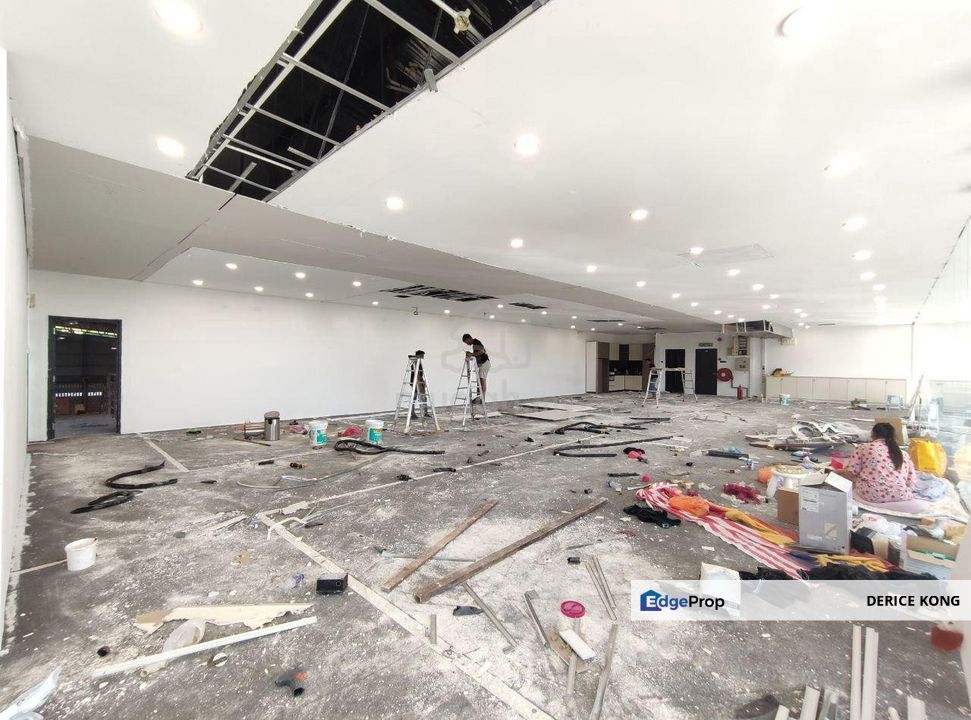 Main Road Showroom for Rent Balakong Cheras Seri Kembangan, Selangor, Cheras