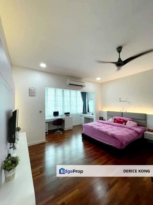 Fully Renovated 3 Storey Superlink Taming Indah 2, Bandar Sungai Long, Selangor, Bandar Sungai Long