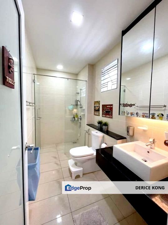 Fully Renovated 3 Storey Superlink Taming Indah 2, Bandar Sungai Long, Selangor, Bandar Sungai Long