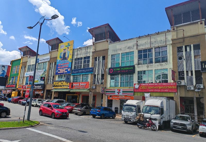 Bandar Tun Hussein Onn