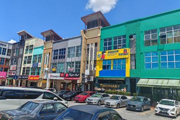 Bandar Tun Hussein Onn