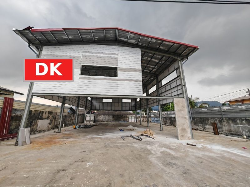 Commercial Land with Building Facing MRR2 ❤️❤️❤️, Kuala Lumpur, Cheras